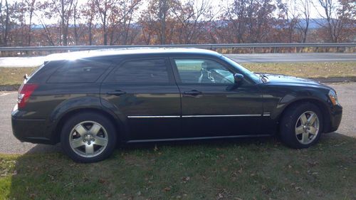 2005 dodge magnum r/t rt 5.7 v8 hemi awd all wheel drive 4 door sport wagon