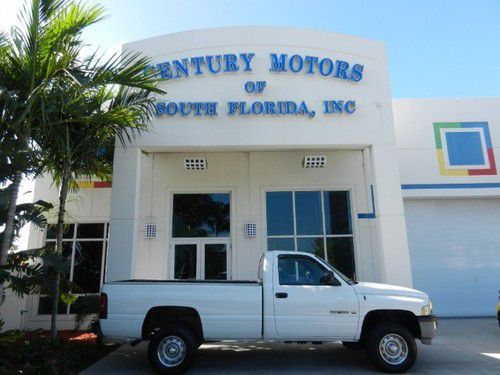 2001 dodge ram 1500 2dr reg cab 135 wb 4wd low miles