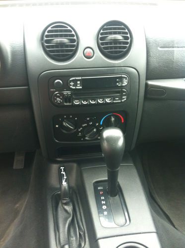 2004 Jeep Liberty Sport Utility 4-Door 3.7L, image 15