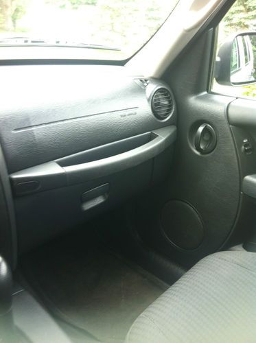 2004 Jeep Liberty Sport Utility 4-Door 3.7L, image 16
