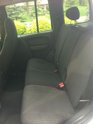 2004 Jeep Liberty Sport Utility 4-Door 3.7L, image 18