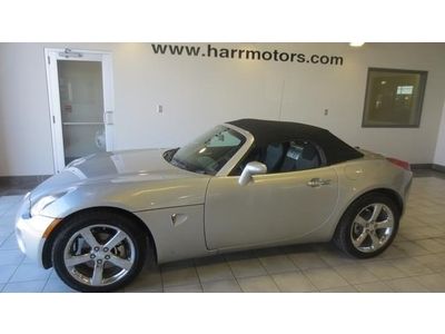 Base manual convertible 2.4l cd rear wheel drive tires - front performance