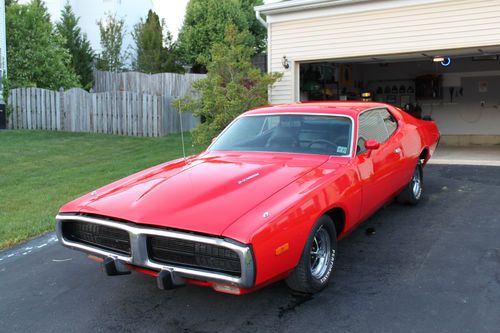 1973 dodge charger magnum 340 - very rare - good driver, pistol grip 4 speedd