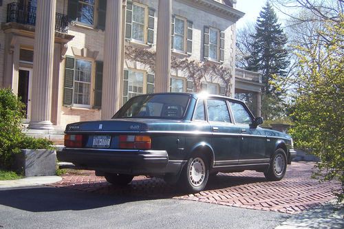 1991 volvo 240, the rare 5 speed,
