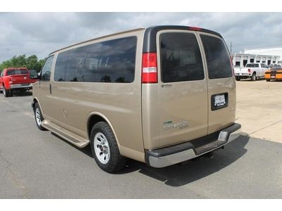 LT van handicap wheelchair lift Clean Finance  passanger gmc, US $15,950.00, image 4