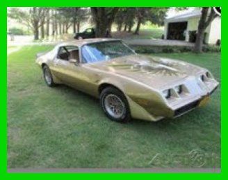 79 pontiac trans am gold edition w/ sw6 package no smoke. garage kept