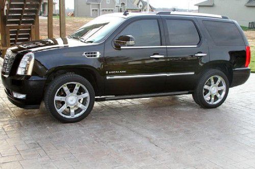 2009 cadillac escalade awd black on black sunroof 3rd row rear entertainmentigy