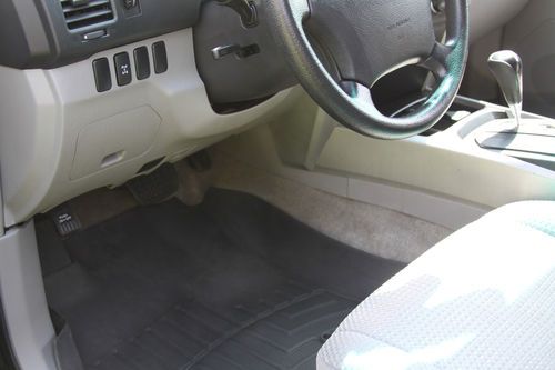 2004 Toyota 4Runner SR5 Sport Utility 4-Door 4.7L, image 8