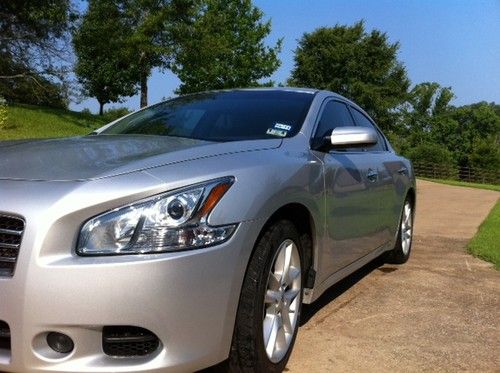 2011 nissan maxima s sedan 4-door 3.5l