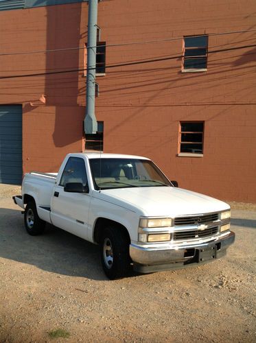 1998 chevrolet cheyenne stepside 2wd, rare low miles