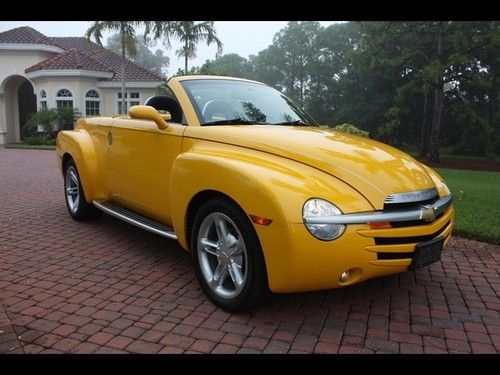2004 chevrolet ssr hard-top convertible pickup truck leather immaculate