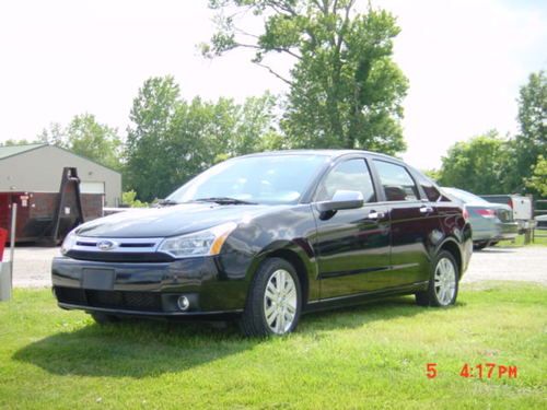 2010 ford focus sel sedan 4-door 2.0l