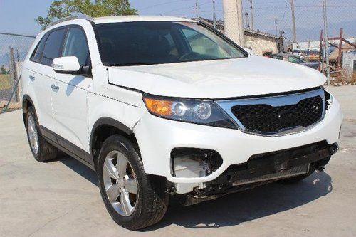 2013 kia sorento ex damaged rebuilder clean title only 12k miles economical l@@k