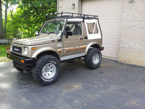 Suzuki samurai