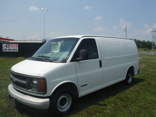 2000 chevrolet 1500 cargo van 37,000 original miles 1 owner