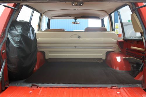 RANGE ROVER 2 DOOR CLASSIC IN MASAI RED 1 OWNER FROM BRAND NEW. REGISTERED 1974, image 20