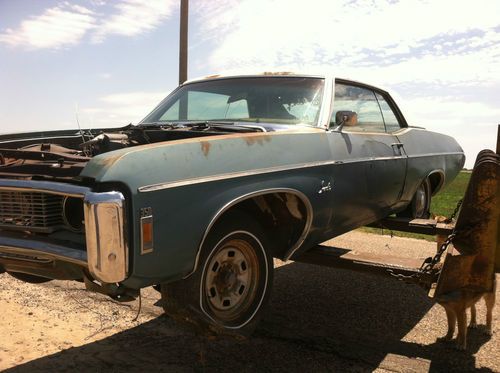 1969 chevrolet impala base hardtop 2-door 5.7l