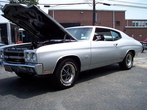 1970 chevelle  ss 454 4 speed  12 bolt tribute -body off resto