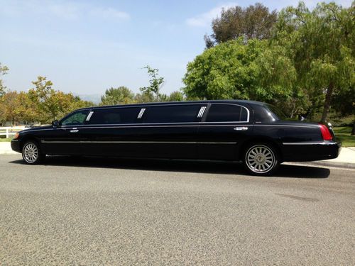 1999 LINCOLN TOWN CAR LIMOUSINE BLACK 10 PASS. BUILT BY DABRYAN SUPER CLEAN!!!, image 2