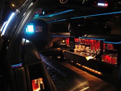 1999 LINCOLN TOWN CAR LIMOUSINE BLACK 10 PASS. BUILT BY DABRYAN SUPER CLEAN!!!, image 6