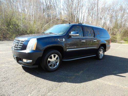 Absolutely stunning 2007 cadillac escalade esv long body