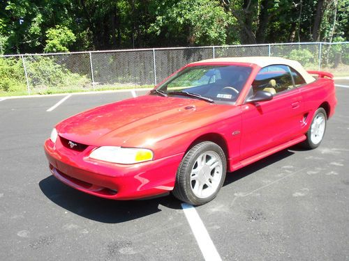 1998 ford mustang gt convertible 5 speed - mint time capsule
