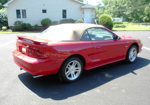 1998 Ford Mustang GT Convertible 5 speed - Mint Time Capsule, image 5