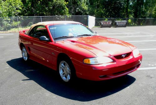 1998 Ford Mustang GT Convertible 5 speed - Mint Time Capsule, image 7
