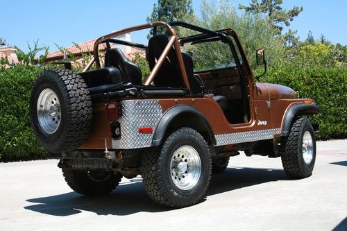 Jeep cj5 classic 1979  with a low mileage v8!