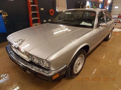 1989 jaguar xj6 t571429