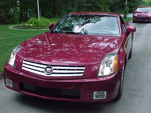 2005 cadillac xlr crimson red