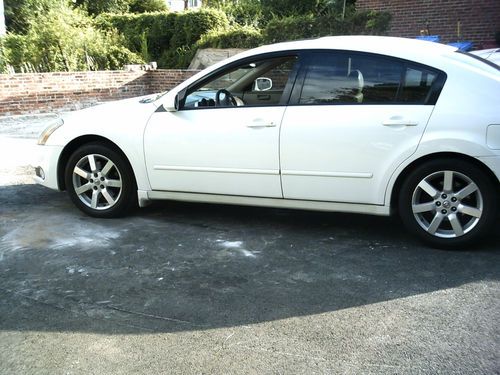 2004 nissian maxima sl  no reserve