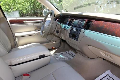 2006 LINCOLN TOWN CAR SIGNATURE CLEAN ONLY 72K MILES US BANKRUPTCY COURT AUCTION, image 5