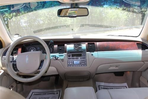 2006 LINCOLN TOWN CAR SIGNATURE CLEAN ONLY 72K MILES US BANKRUPTCY COURT AUCTION, image 7