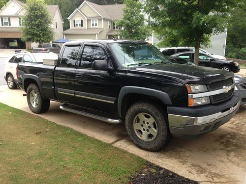 2005 chevrolet silverado 1500 lt - z71  fully loaded! heated leather seats!