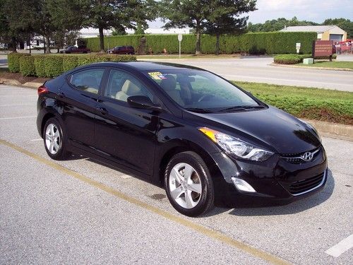 2012 hyundai elantra gls 4-door, auto, 16" alloys, bluetooth, ipod connect