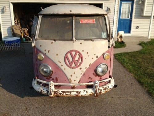 1963 Volkswagen Bus w/Sunroof, Cargo Rack, Trailer, Cabinets/Fridge, and Parts, image 4