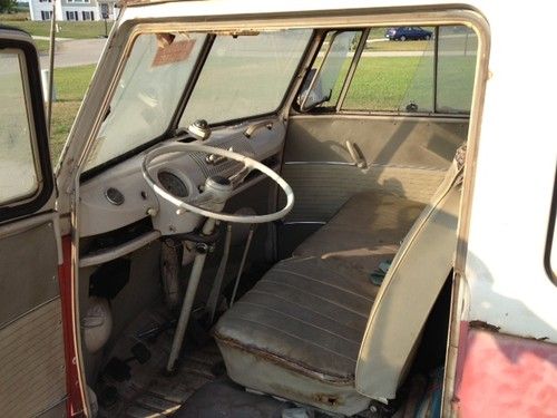 1963 Volkswagen Bus w/Sunroof, Cargo Rack, Trailer, Cabinets/Fridge, and Parts, image 8