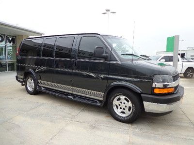 7 passenger seating air conditioning, front manual cloth dvd