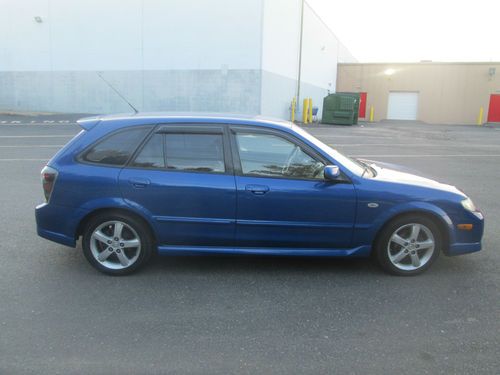 2003 Mazda Protege5--LEATHER--Nice Color--Clean Inside and Out, image 2