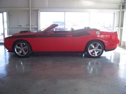 2010 dodge challenger convertible srt8