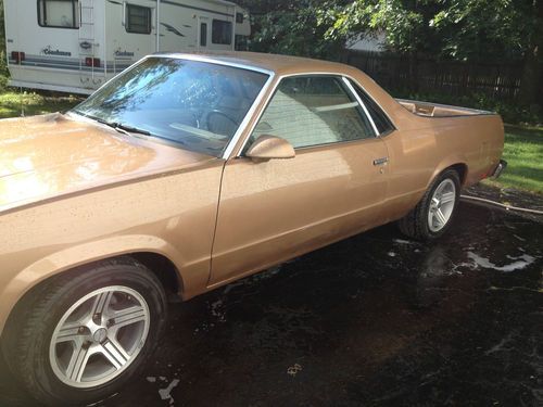Low milage 1986 el camino clean new paint no rust ever