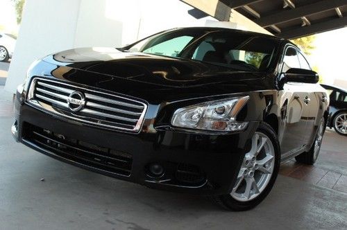 2012 nissan maxima s. 4 door auto. like new in/out. blk/blk. clean carfax.