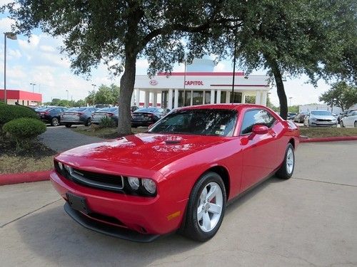 2012 dodge challenger sxt rwd clean we finance!! 6cyl auto 18 wheels bluetooth