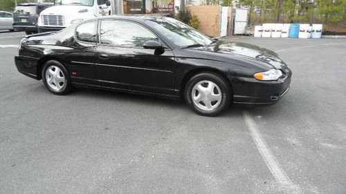 2004 chevrolet monte carlo black / tan in excellent shape