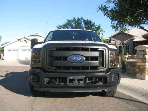 2011 ford 250 xl ,supercab , low mileage at 15550 , 6.2l flex fuel engine