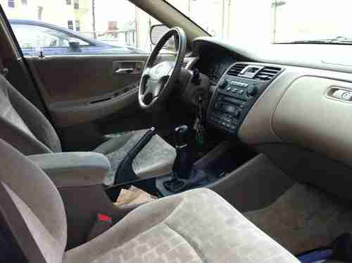 2001 Honda Accord EX Sedan 4-Door 2.3L, image 8