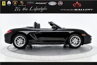 Porsche windstop- handsfree bluetooth- heated front seats-