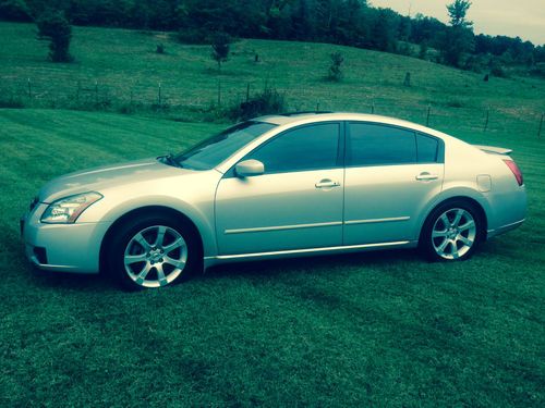 2008 nissan maxima se