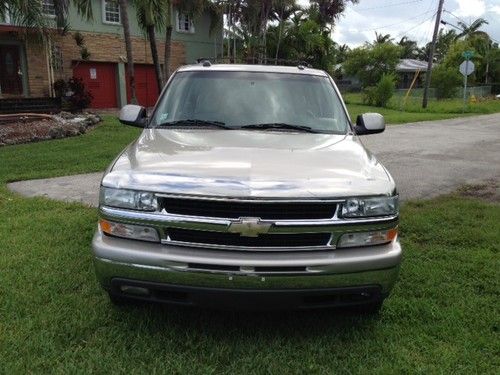 2004 chevrolet suburban 1500 lt sport utility 4-door 5.3l